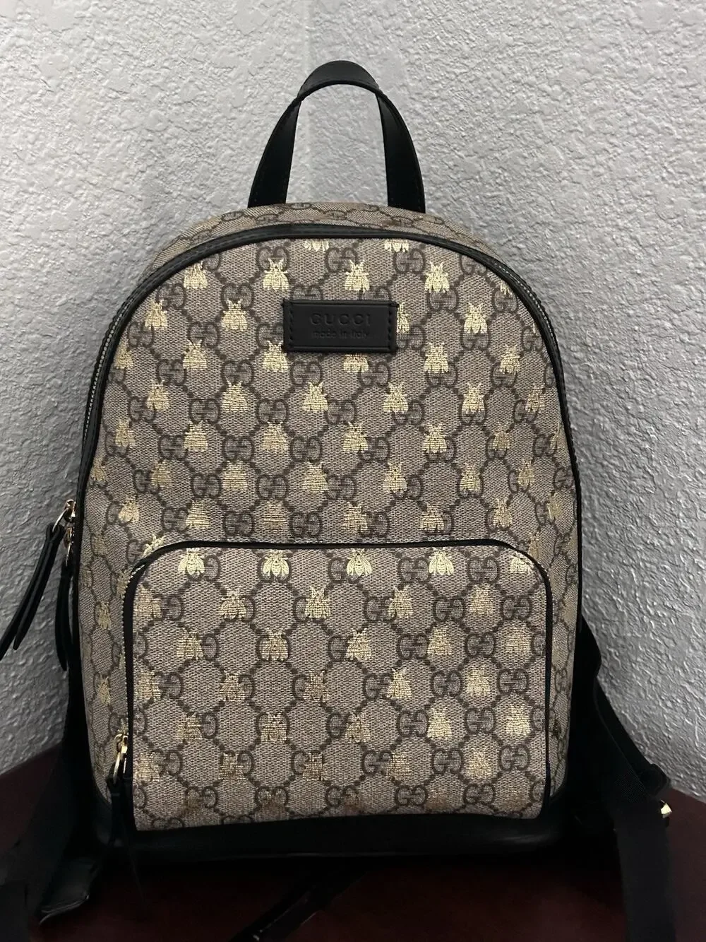 AUTHENTIC GUCCI GG SUPREME MONOGRAM BEES PRINT SMALL BACKPACK 427042